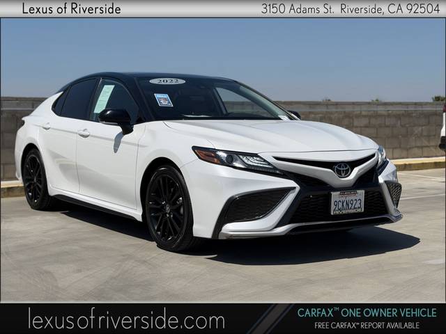 2022 Toyota Camry XSE FWD photo