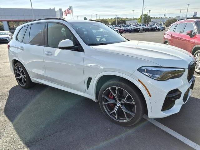 2022 BMW X5 M50i AWD photo