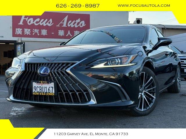 2022 Lexus ES ES 300h FWD photo