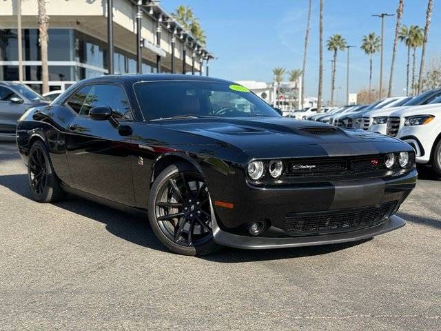 2022 Dodge Challenger R/T Scat Pack RWD photo