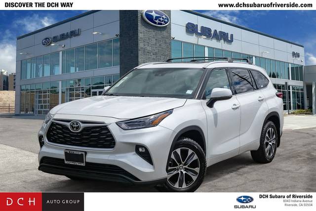 2022 Toyota Highlander XLE AWD photo