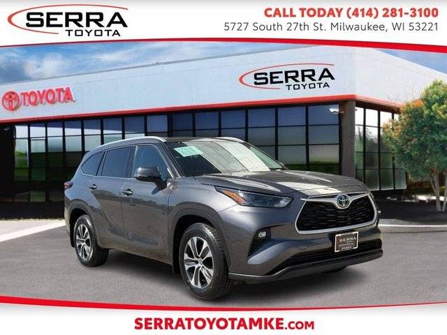 2022 Toyota Highlander XLE AWD photo