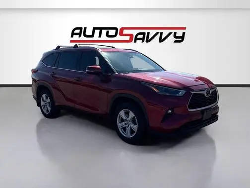 2022 Toyota Highlander XLE AWD photo