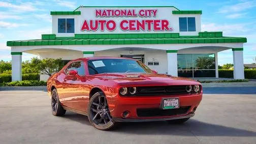 2022 Dodge Challenger SXT RWD photo