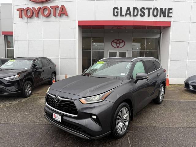 2022 Toyota Highlander Platinum AWD photo