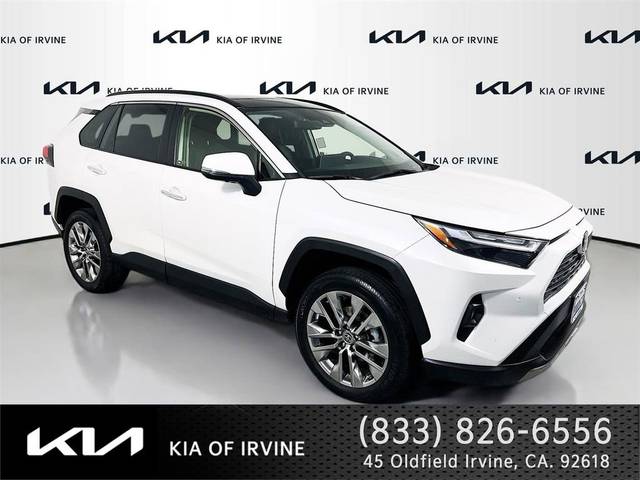 2022 Toyota RAV4 Limited FWD photo
