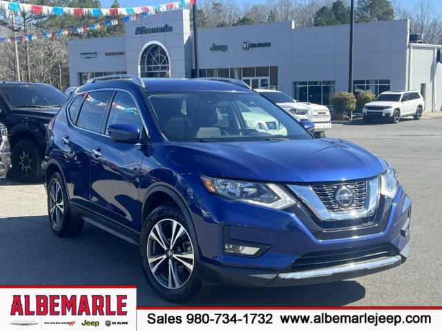 2019 Nissan Rogue SV FWD photo