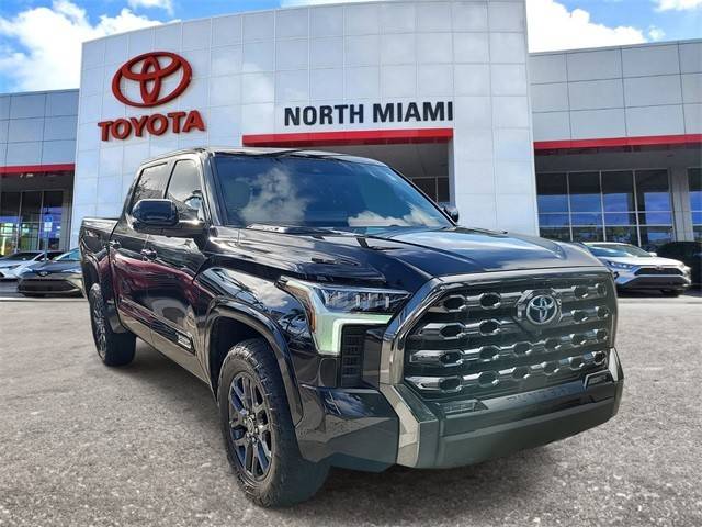 2022 Toyota Tundra Platinum Hybrid 4WD photo