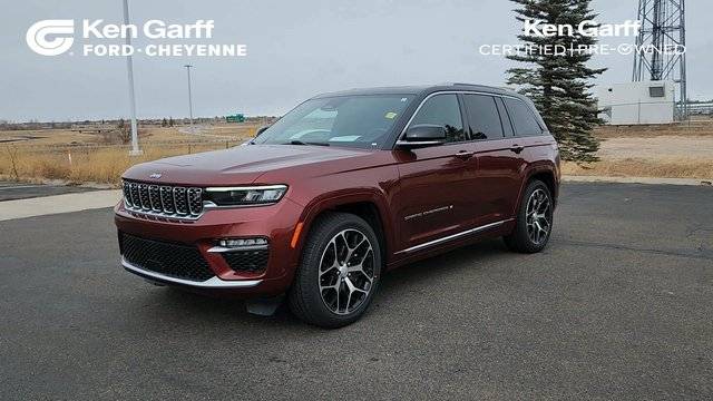 2022 Jeep Grand Cherokee Summit Reserve 4WD photo