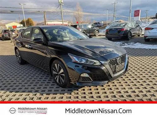 2022 Nissan Altima 2.5 SV AWD photo