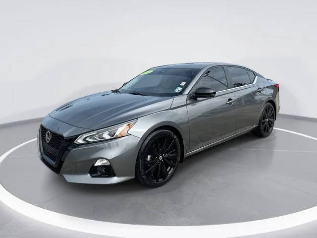 2022 Nissan Altima 2.5 SR FWD photo