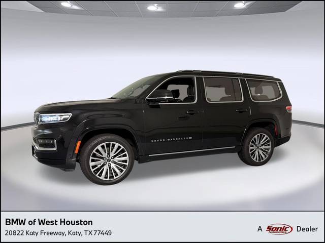 2022 Jeep Grand Wagoneer Series III 4WD photo