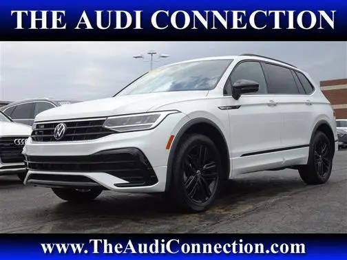 2022 Volkswagen Tiguan SE R-Line Black AWD photo