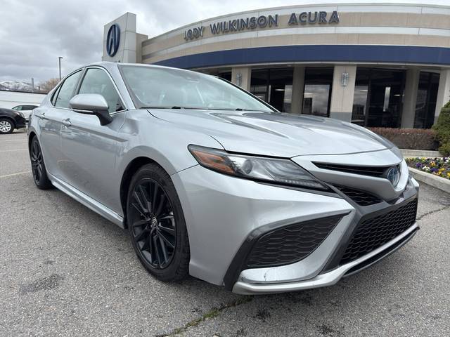 2022 Toyota Camry Hybrid XSE FWD photo