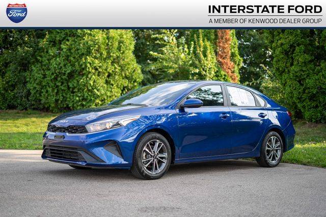 2022 Kia Forte LXS FWD photo