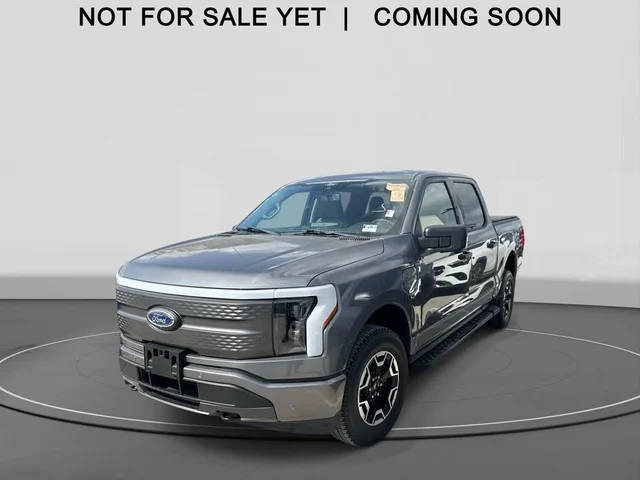 2022 Ford F-150 Lightning XLT AWD photo