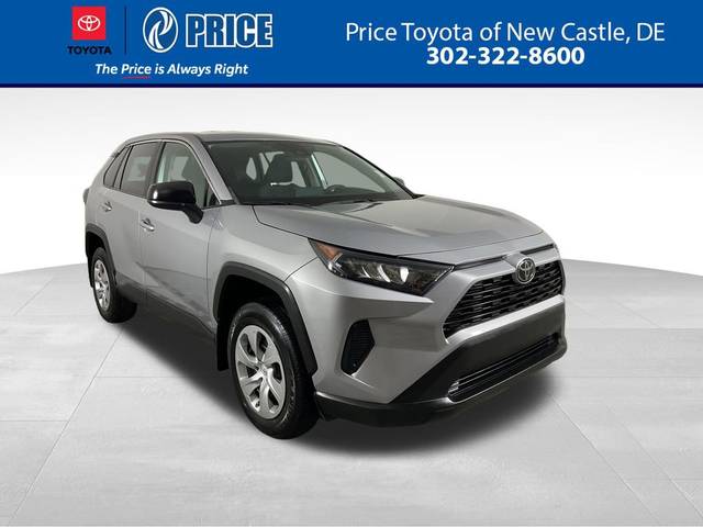 2022 Toyota RAV4 LE AWD photo