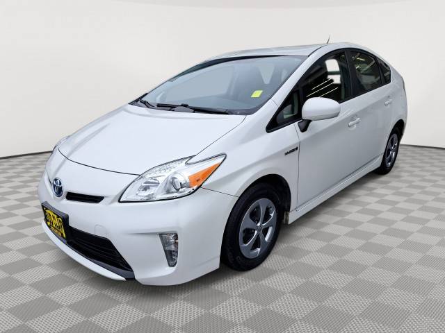 2015 Toyota Prius Three FWD photo