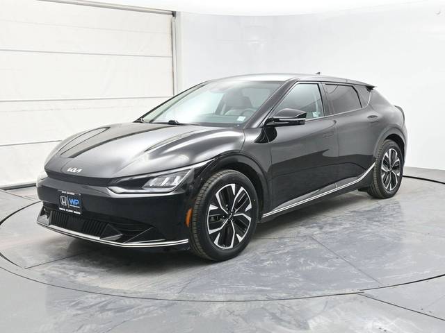2022 Kia EV6 Wind RWD photo