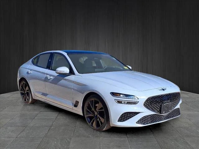 2023 Genesis G70 2.0T RWD photo