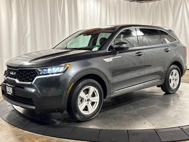 2022 Kia Sorento LX FWD photo