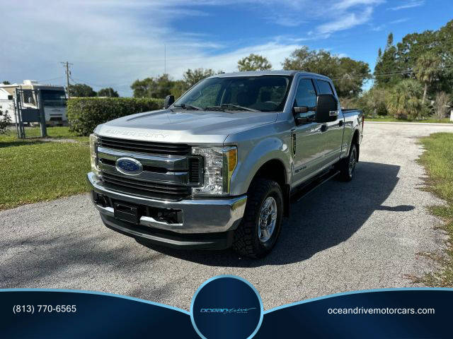 2017 Ford F-350 Super Duty XL 4WD photo