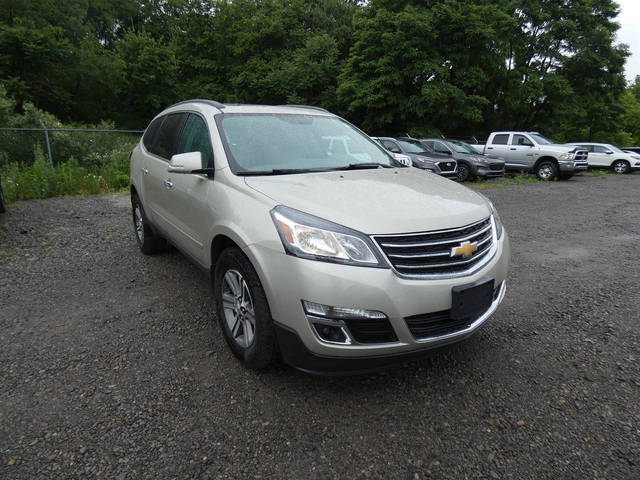 2016 Chevrolet Traverse LT AWD photo