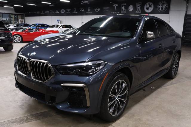 2022 BMW X6 M50i AWD photo