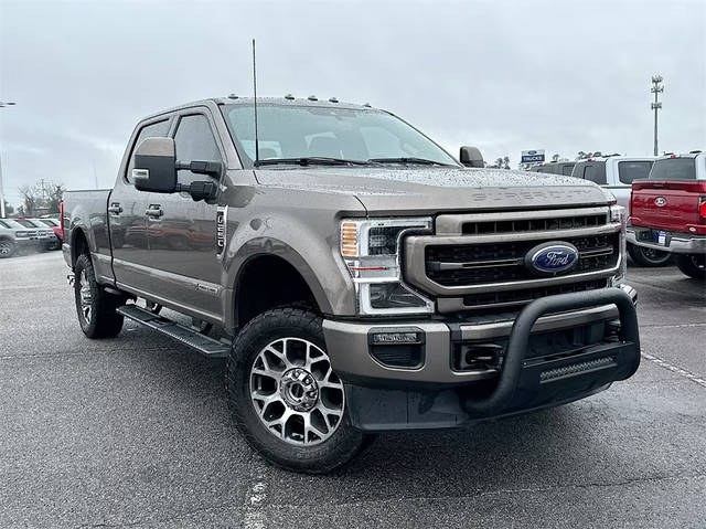 2022 Ford F-250 Super Duty LARIAT 4WD photo