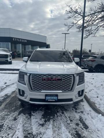 2022 GMC Yukon Denali 4WD photo