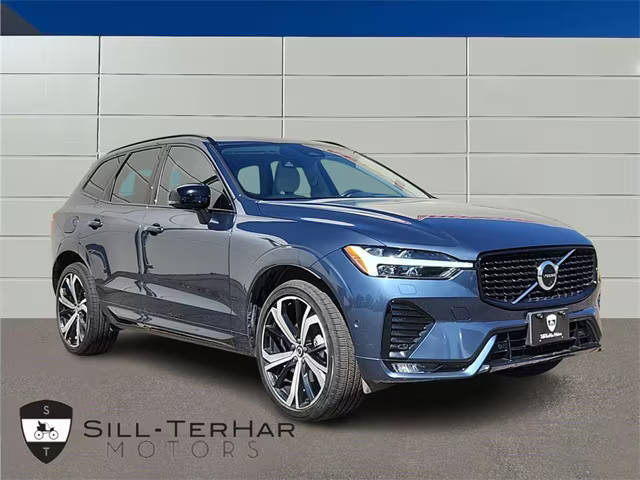 2023 Volvo XC60 Ultimate Dark Theme AWD photo