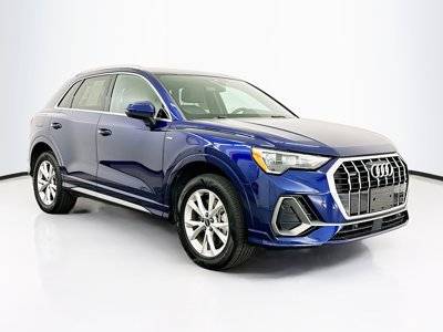 2022 Audi Q3 S line Premium AWD photo