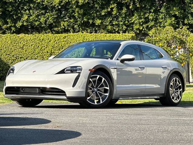 2022 Porsche Taycan 4S AWD photo
