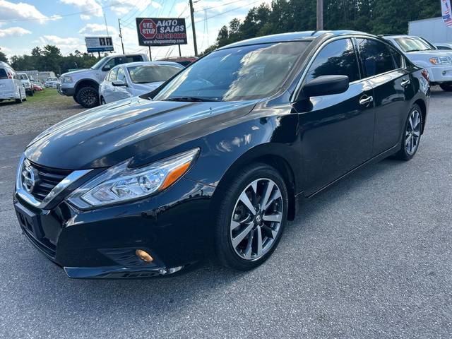 2017 Nissan Altima 2.5 SR FWD photo