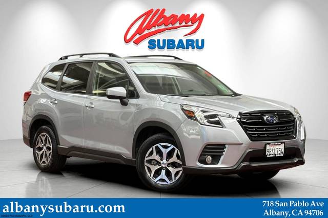 2022 Subaru Forester Premium AWD photo