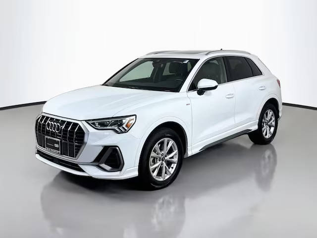 2022 Audi Q3 S line Premium Plus AWD photo