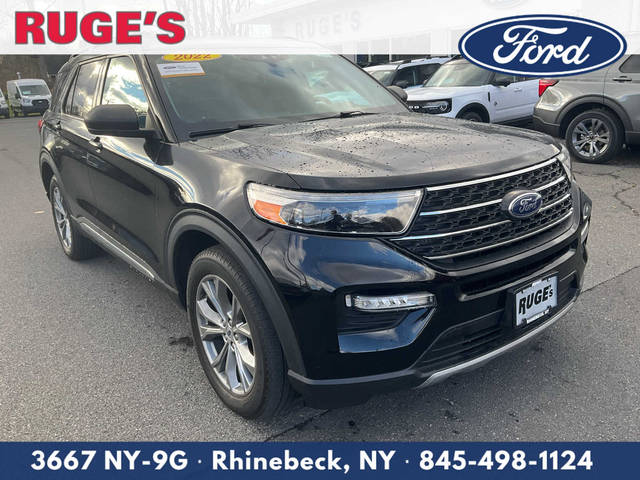 2022 Ford Explorer XLT 4WD photo