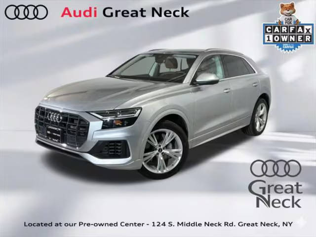 2022 Audi Q8 Premium AWD photo