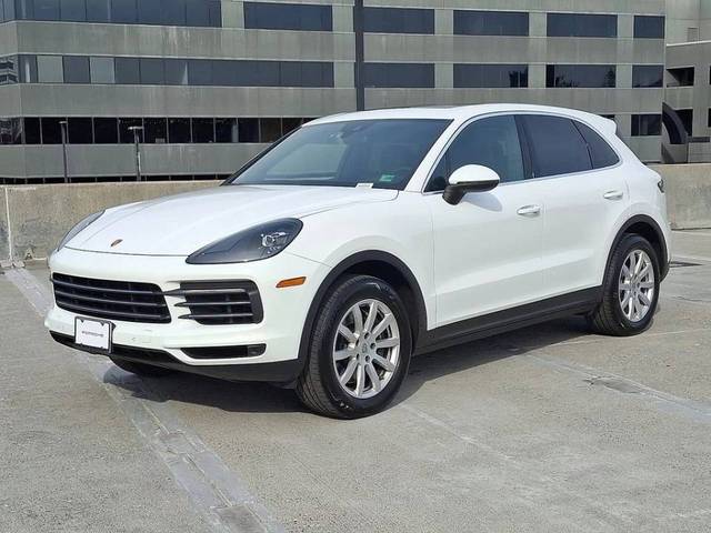 2023 Porsche Cayenne  AWD photo