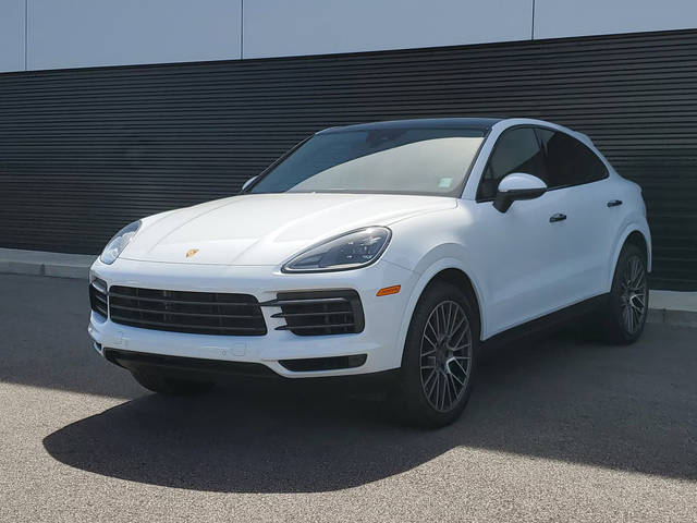 2023 Porsche Cayenne Coupe Platinum Edition AWD photo