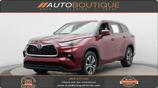 2022 Toyota Highlander XLE FWD photo