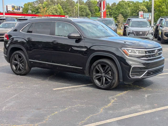 2022 Volkswagen Atlas Cross Sport 3.6L V6 SEL R-Line AWD photo