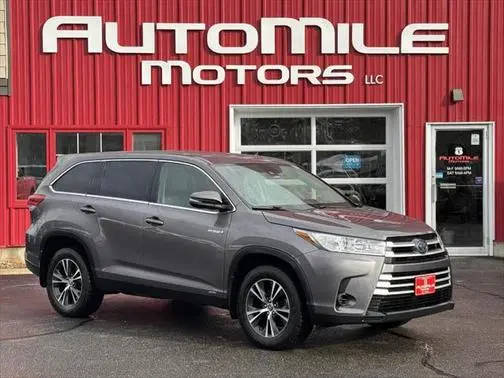 2019 Toyota Highlander Hybrid LE AWD photo