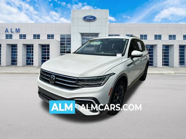 2022 Volkswagen Tiguan SE FWD photo