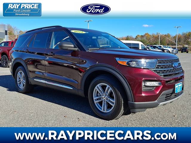 2022 Ford Explorer XLT 4WD photo