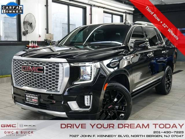 2022 GMC Yukon Denali 4WD photo