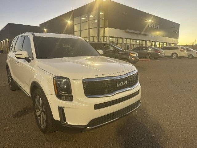 2022 Kia Telluride S AWD photo