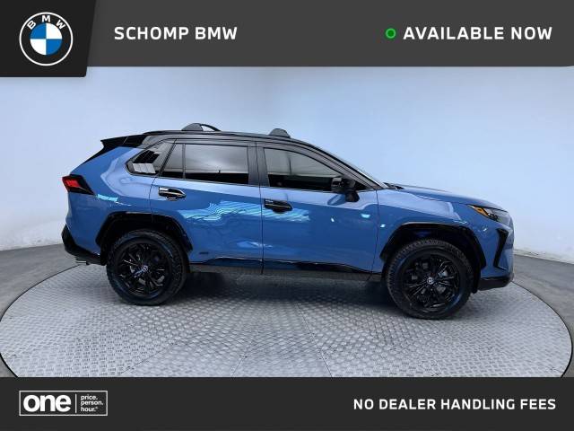 2022 Toyota RAV4 Hybrid XSE AWD photo