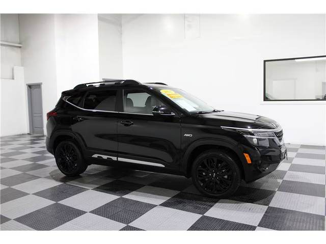 2023 Kia Seltos Nightfall AWD photo