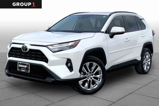 2022 Toyota RAV4 XLE Premium FWD photo